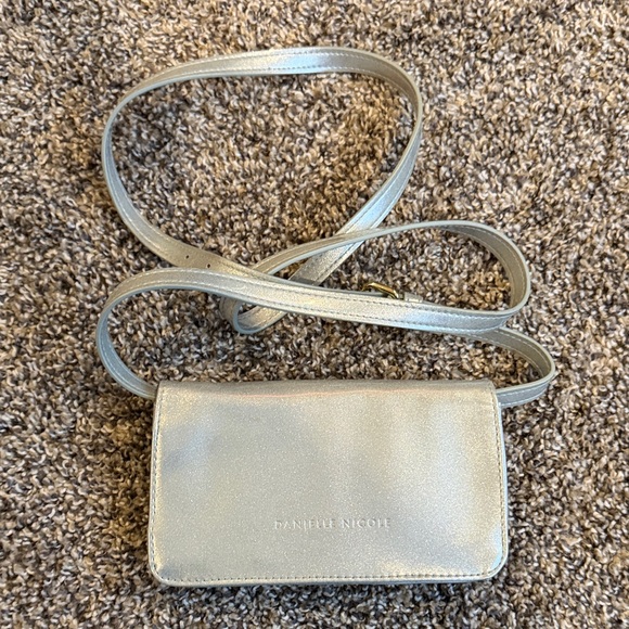 Danielle Nicole Cinderella Crossbody Bag - Picture 3 of 3